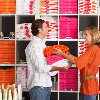 couple shopping
